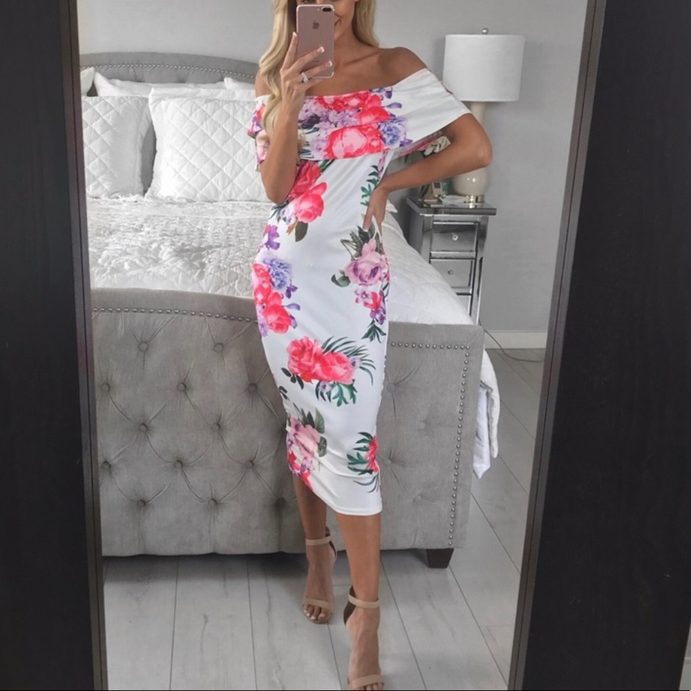 NWT Off the shoulder floral midi dress